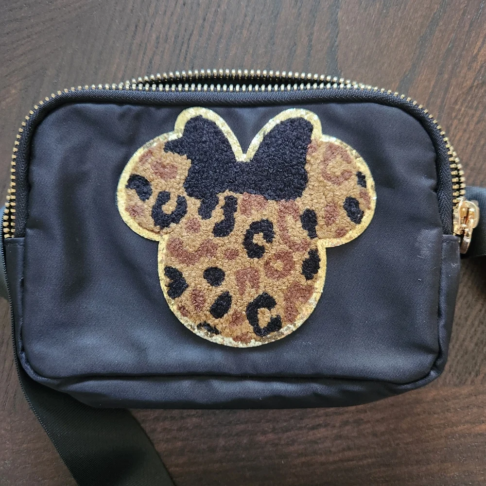 Leopard Minnie Mouse Black Crossbody Bag - Picture 6 of 7